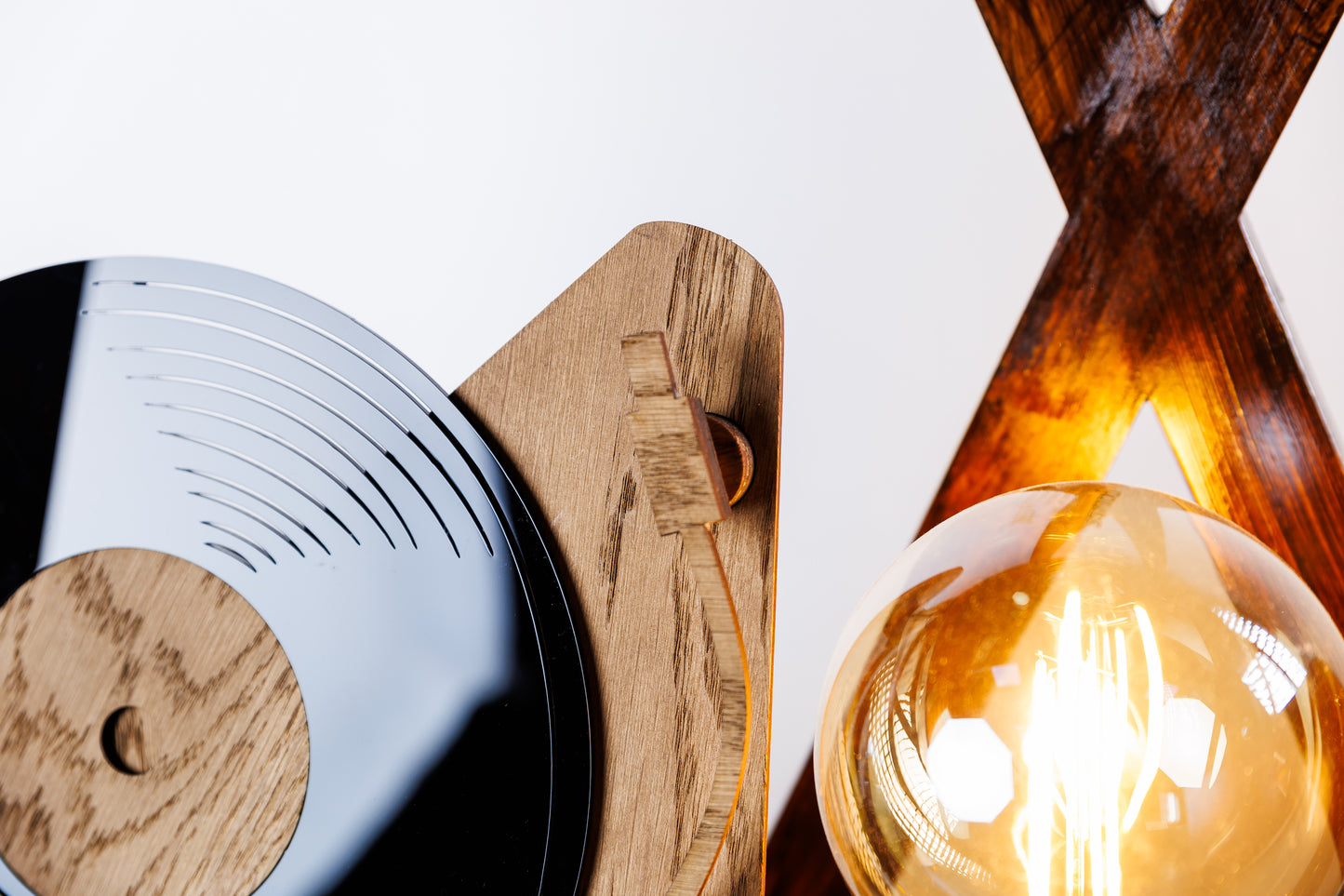 GiftYouEnjoy™ Oak Veneer Vinyl Record Stand: Tabletop Display